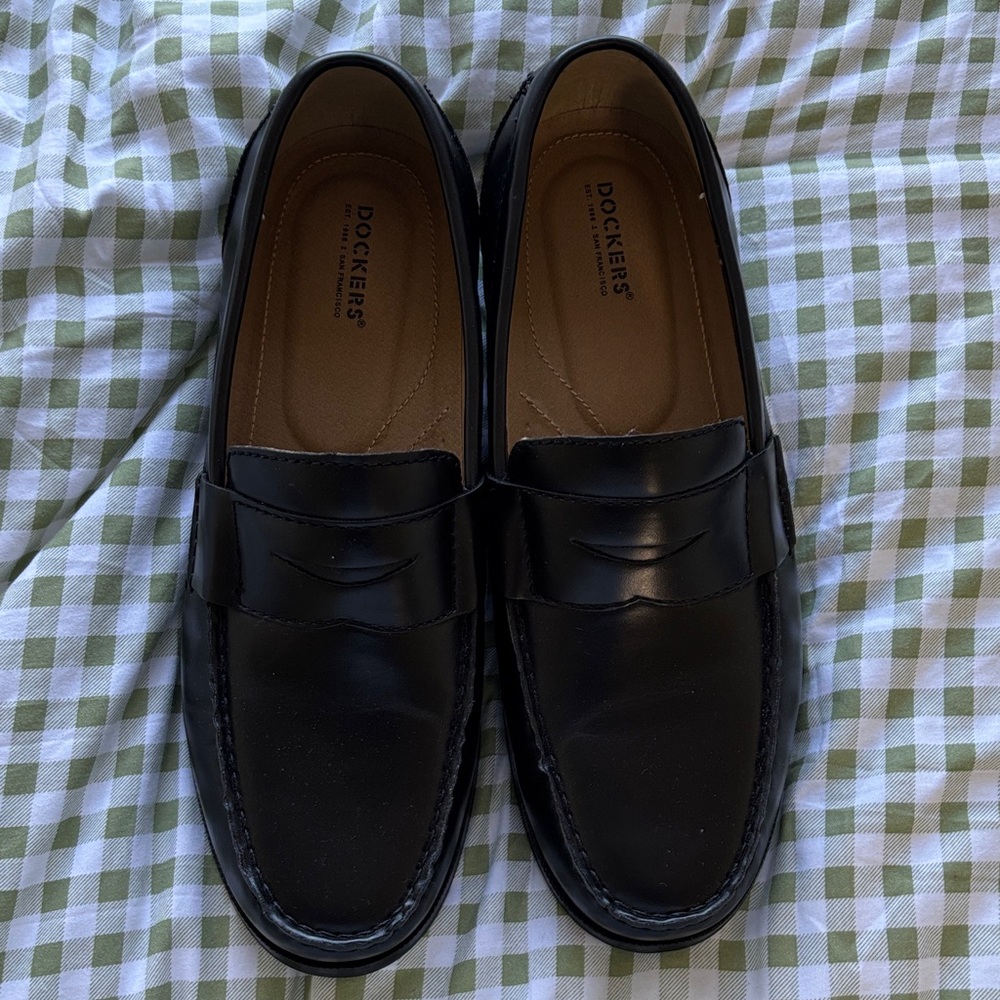 Dockers Men's Classic Black Slip-On Loafers